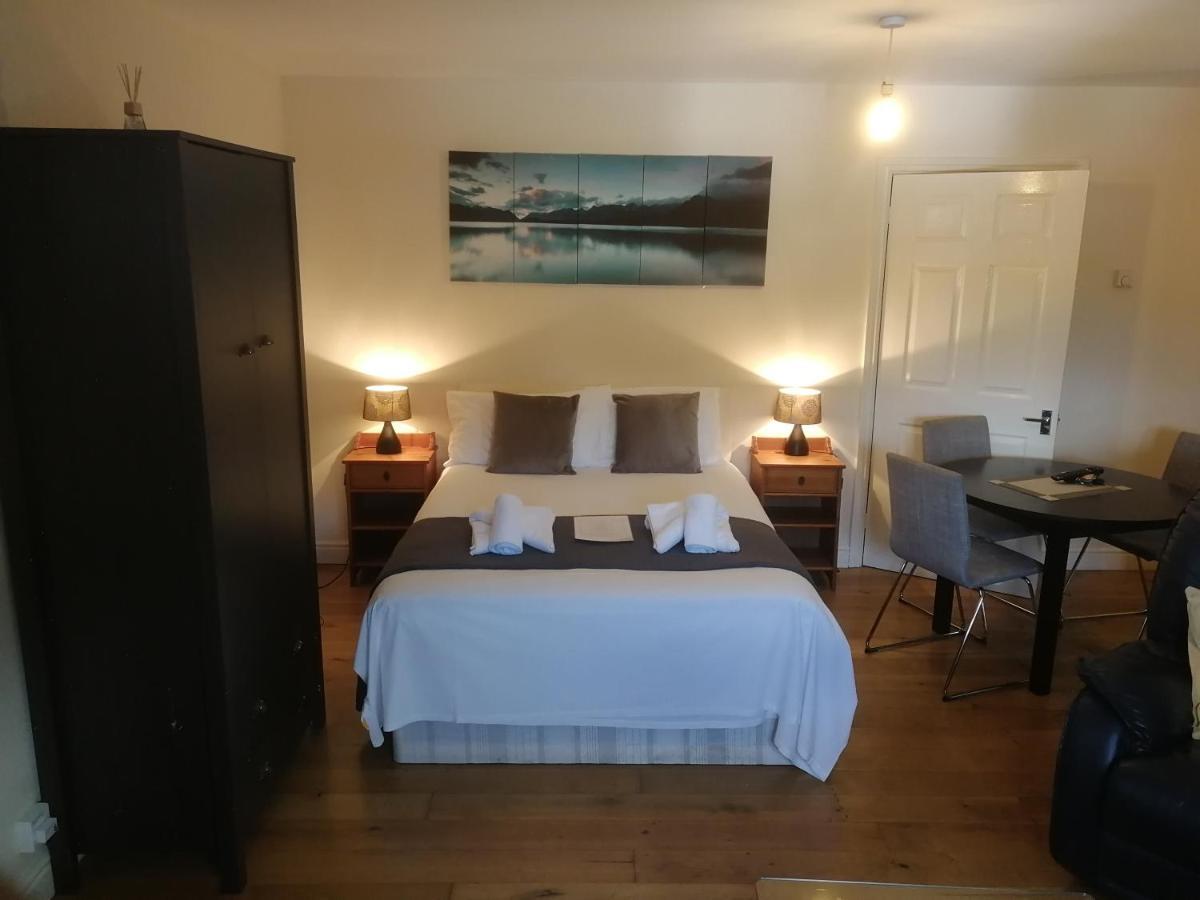 Metrolets 2 Apartment Luton  Luaran gambar